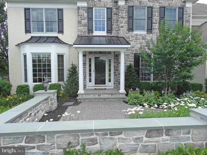 137 Clover Road Warminster, PA 18974 - Photo 25 of 25 Exterior Front