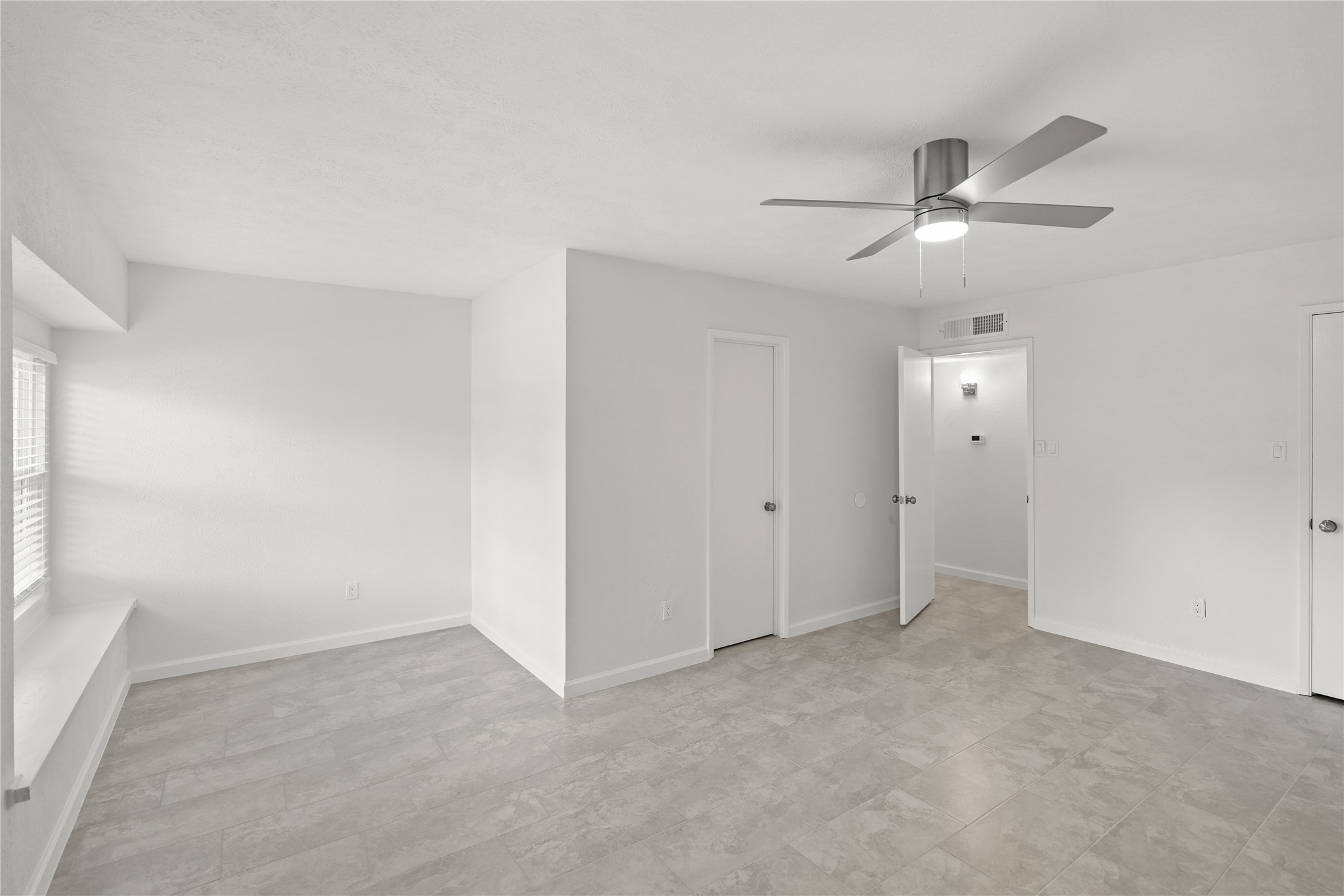6610 Blue Ridge Drive Richmond, TX 77469 - Photo 13 of 24 Plenty of room for an in home office, nursery or workout area.