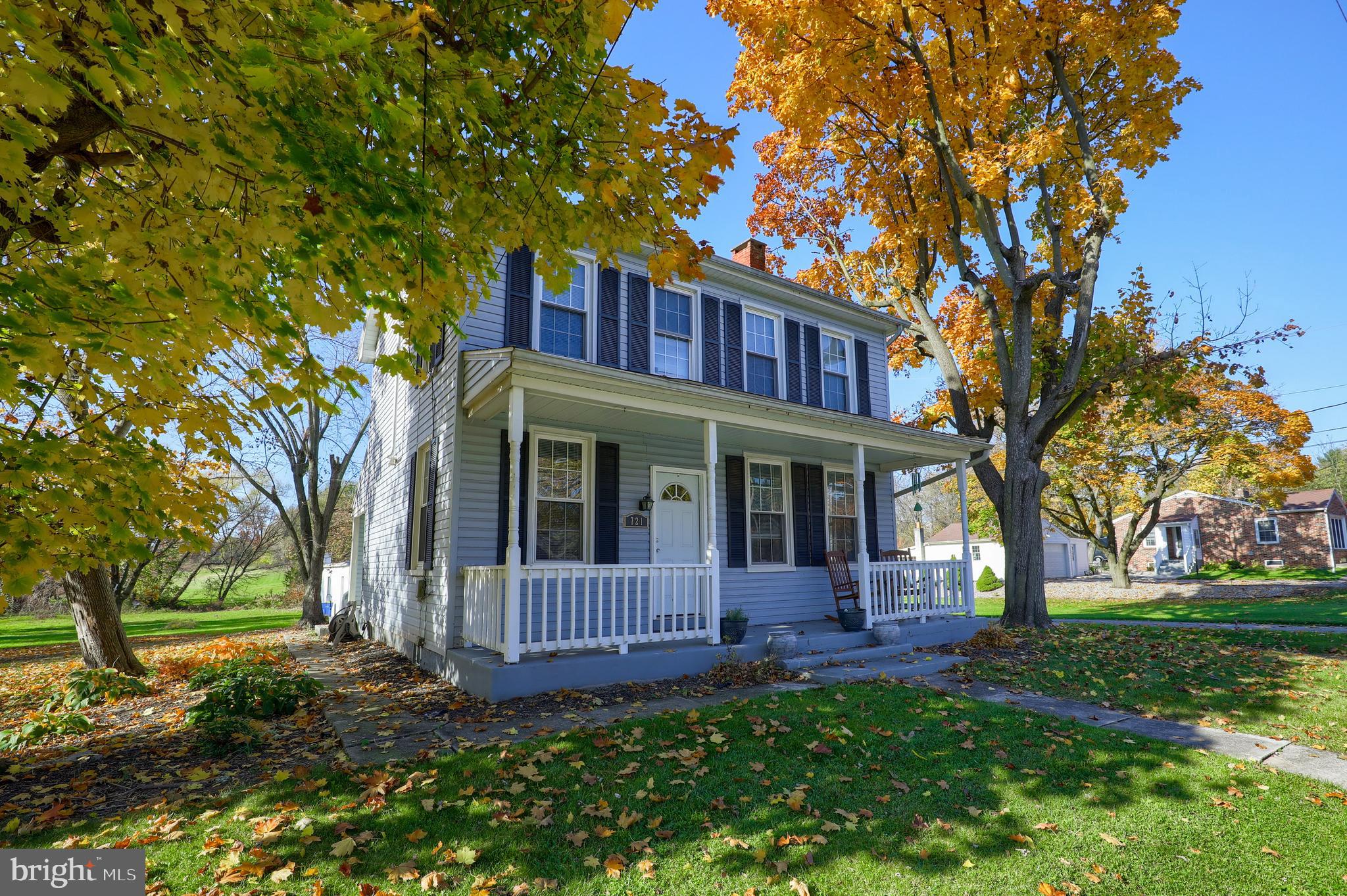 721 Greenbriar Road York, PA 17404 - Photo 2 of 36 Gallery Image 2