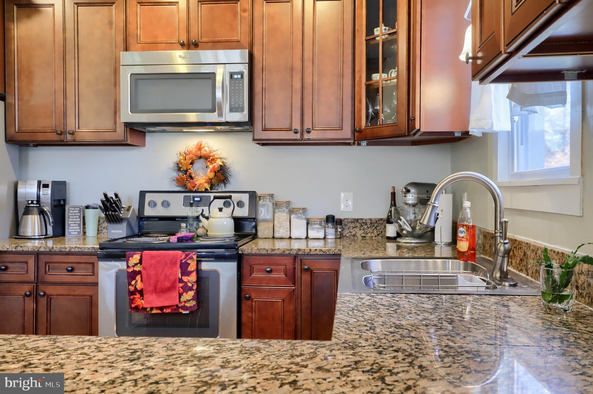 721 Greenbriar Road York, PA 17404 - Photo 7 of 36 Gallery Image 7