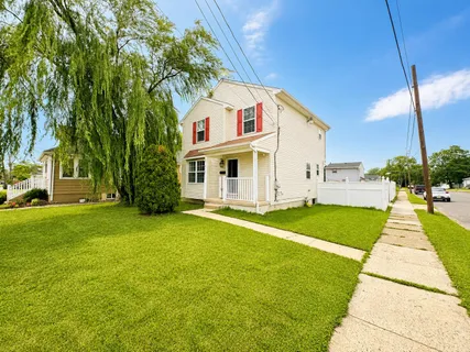 $339,900 | 8269 River Pennsauken Nj 08110, Pennsauken, NJ 08110