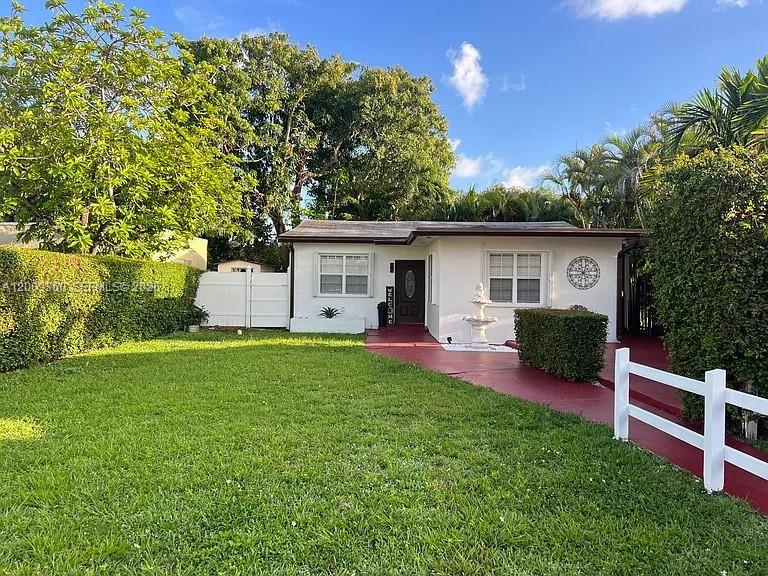 2544 Southwest 20th Street, Unit 2544 Miami, FL 33145 - Photo 3 of 29