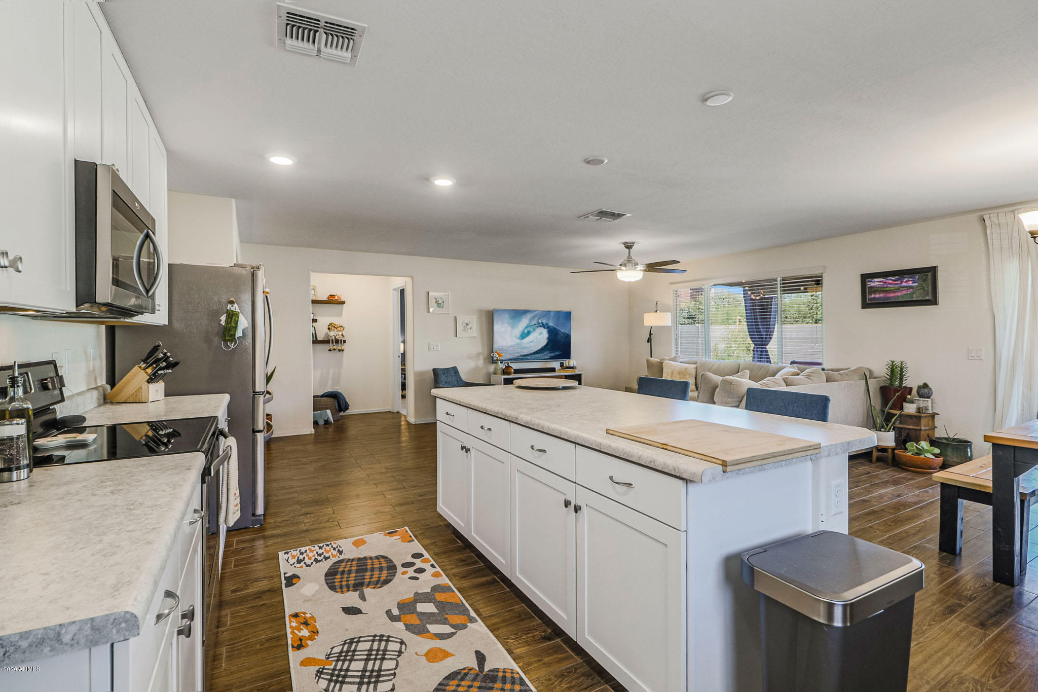 1750 Grenadine Road Phoenix, AZ 85040 - Photo 14 of 32 Kitchen Island