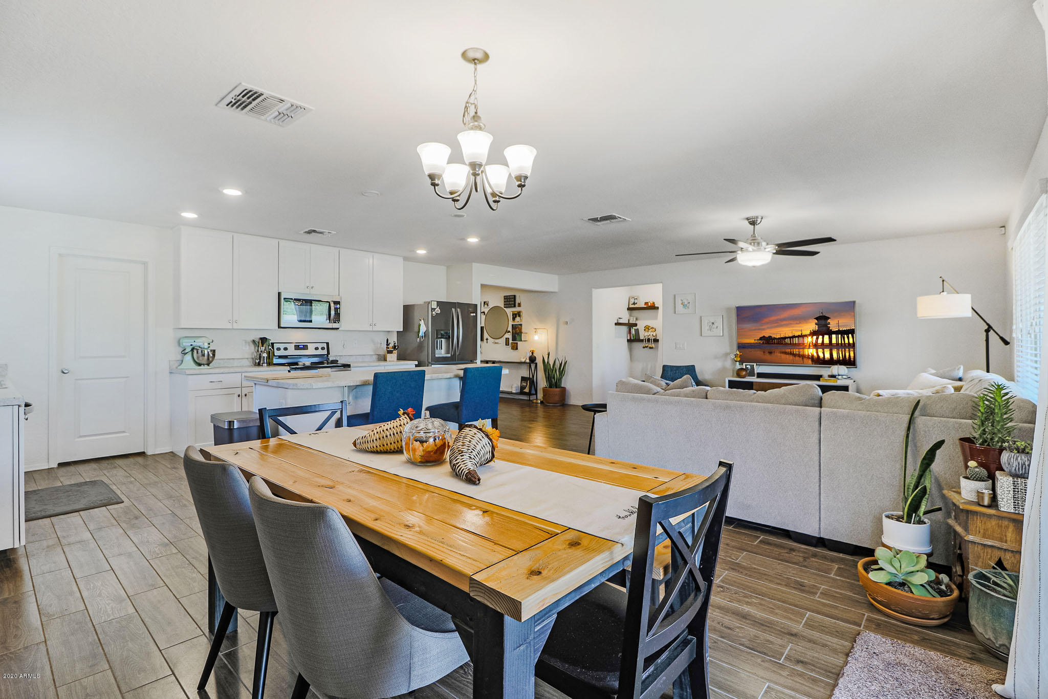 1750 Grenadine Road Phoenix, AZ 85040 - Photo 31 of 32 Open Concept Floor Plan