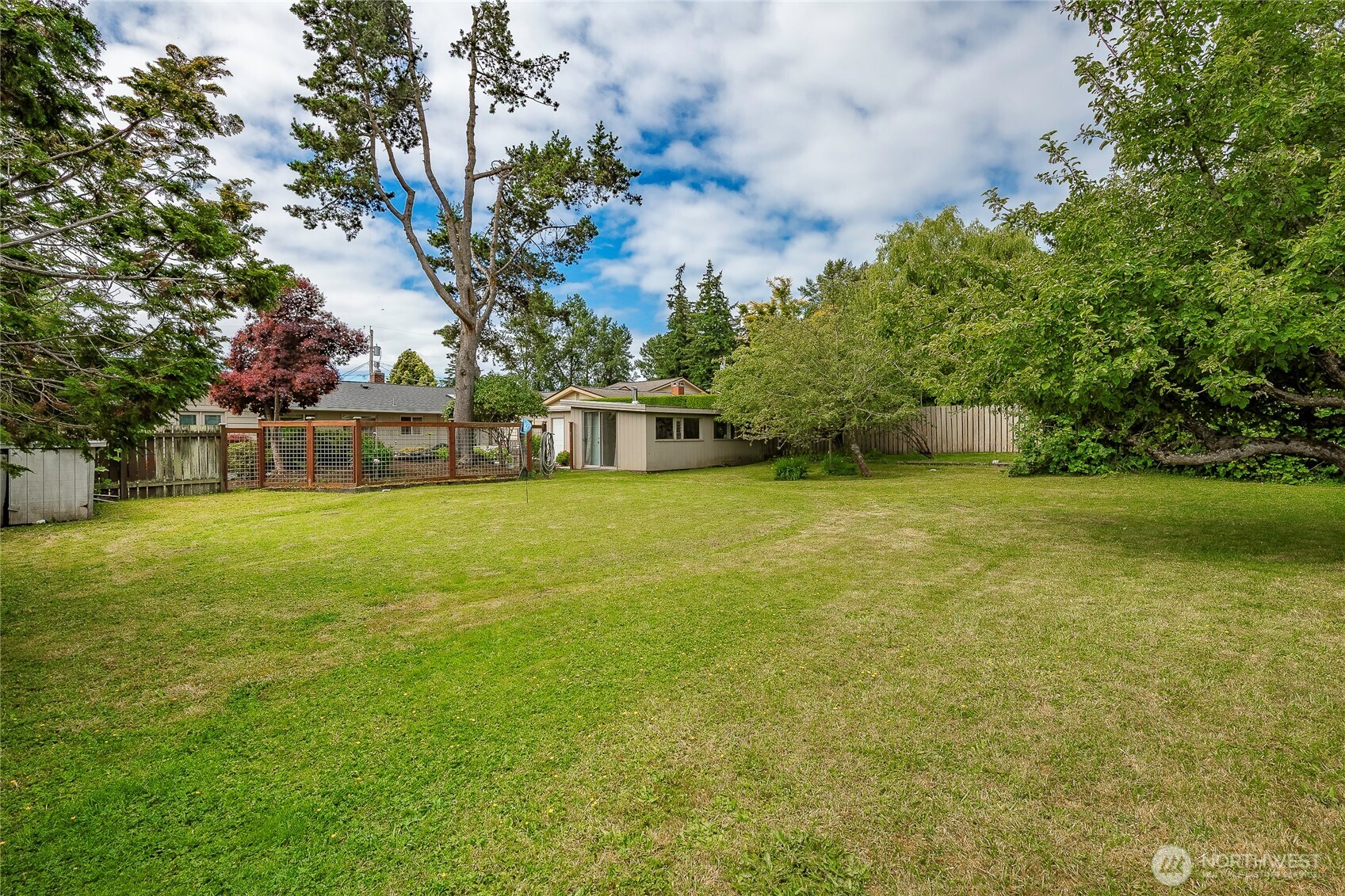 2808 Azalea Place Bellingham, WA 98225 - Photo 36 of 38