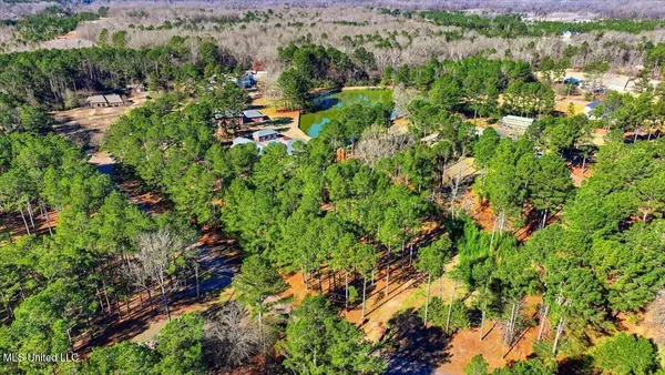 $1,299,000 | 123 Lakeshire Cove, Canton, MS 39046