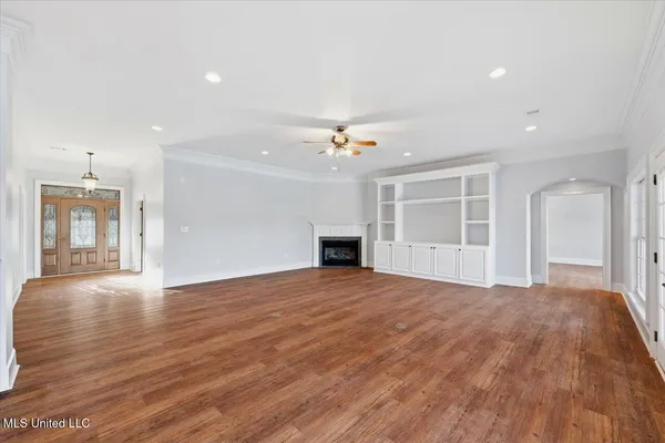 $1,299,000 | 123 Lakeshire Cove, Canton, MS 39046