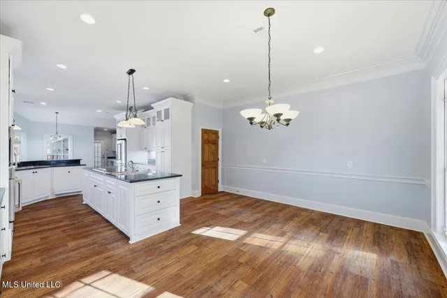 $1,450,000 | 123 Lakeshire Cove, Canton, MS 39046