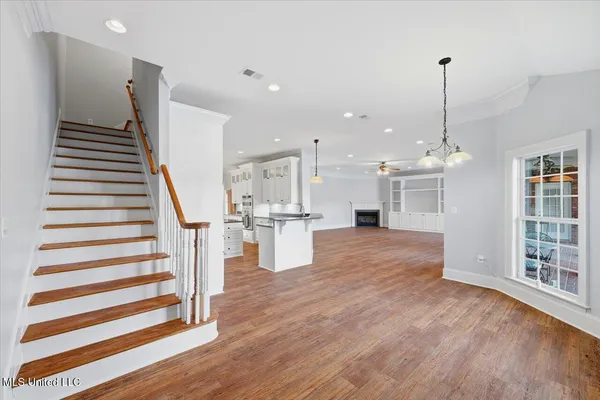 $1,299,000 | 123 Lakeshire Cove, Canton, MS 39046