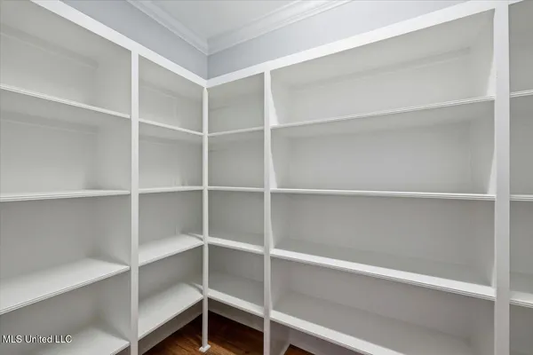 $1,299,000 | 123 Lakeshire Cove, Canton, MS 39046