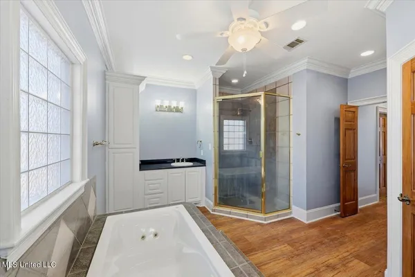 $1,299,000 | 123 Lakeshire Cove, Canton, MS 39046