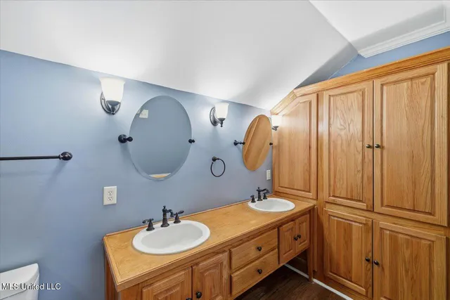 $1,450,000 | 123 Lakeshire Cove, Canton, MS 39046