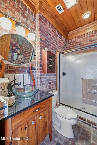 $1,450,000 | 123 Lakeshire Cove, Canton, MS 39046