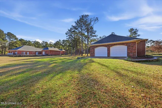 $1,450,000 | 123 Lakeshire Cove, Canton, MS 39046