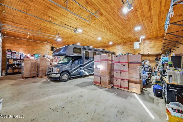 $1,450,000 | 123 Lakeshire Cove, Canton, MS 39046