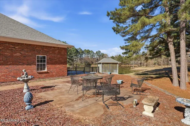 $1,450,000 | 123 Lakeshire Cove, Canton, MS 39046