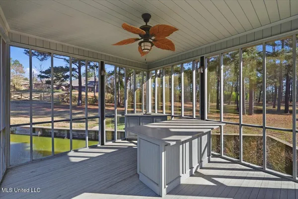 $1,299,000 | 123 Lakeshire Cove, Canton, MS 39046