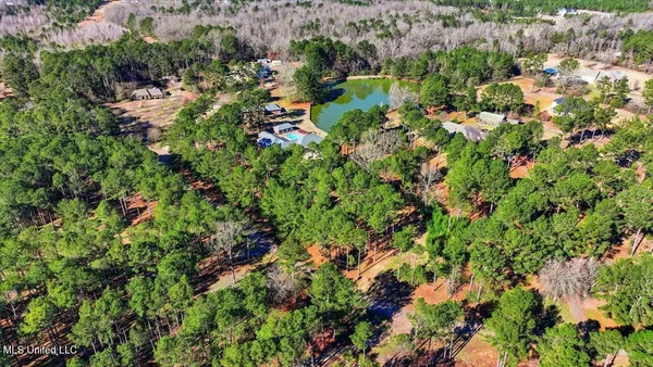 $1,299,000 | 123 Lakeshire Cove, Canton, MS 39046