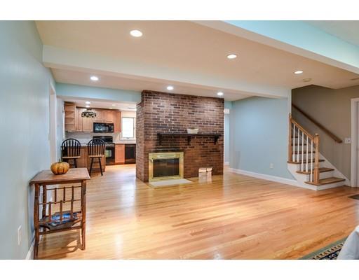 4 Pelham Road Natick, MA 01760 - Photo 6 of 32 Gallery Image 6