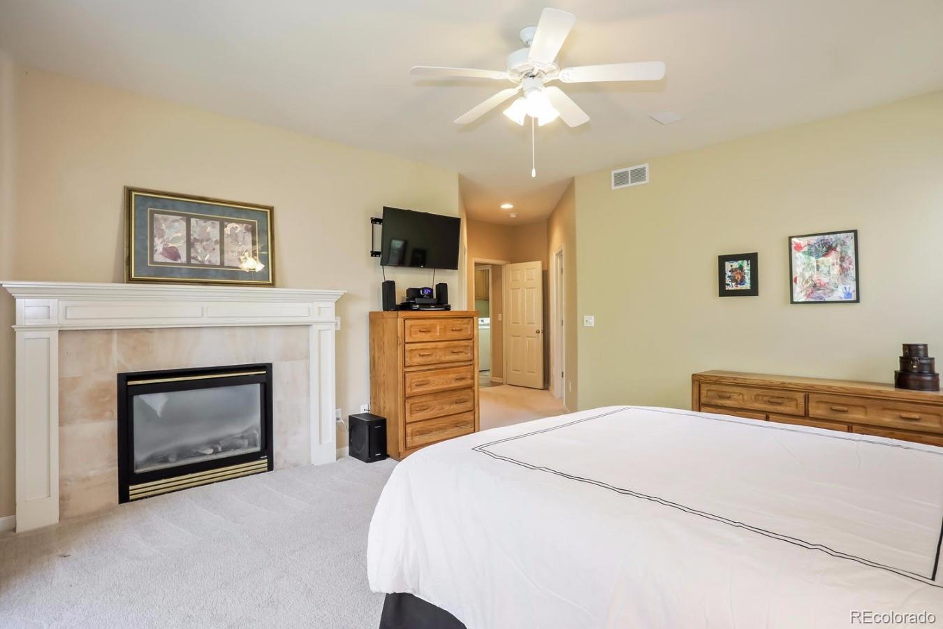 2150 Creekside Point Highlands Ranch, CO 80129 - Photo 19 of 35 Gallery Image 19