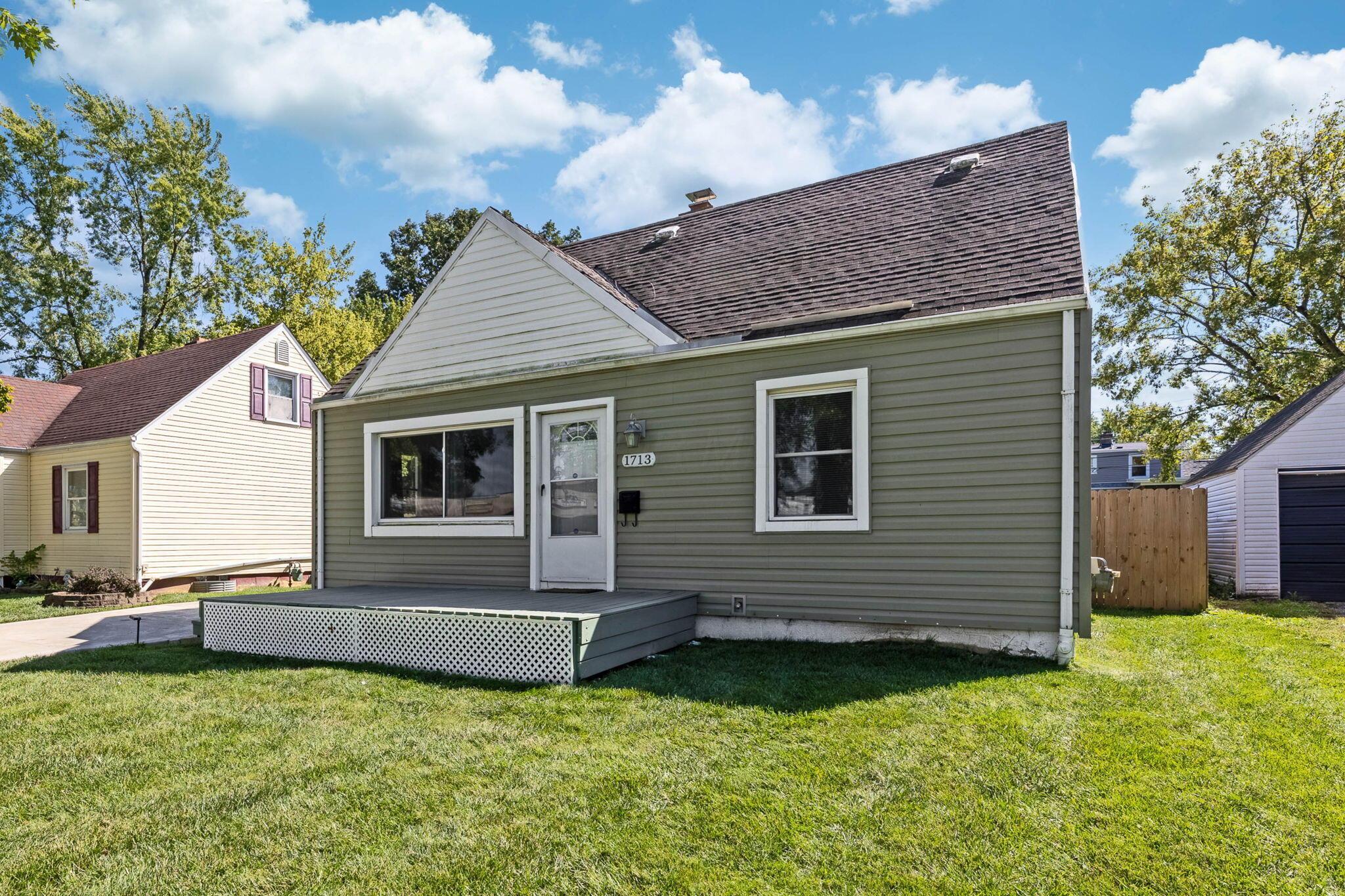 1713 Huy Road Columbus, OH 43224 - Photo 2 of 42 4-web-or-mls-1713HuyRoadExt_Hommati102 (