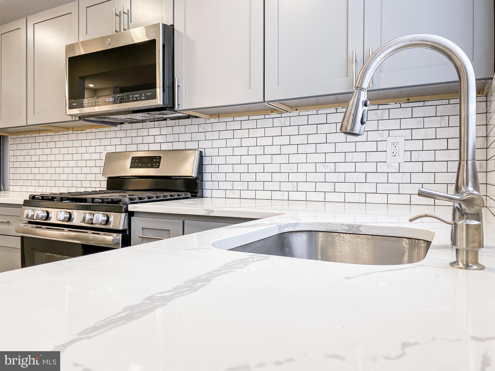 8127 Temple Road Philadelphia, PA 19150 - Photo 4 of 24 Gallery Image 4