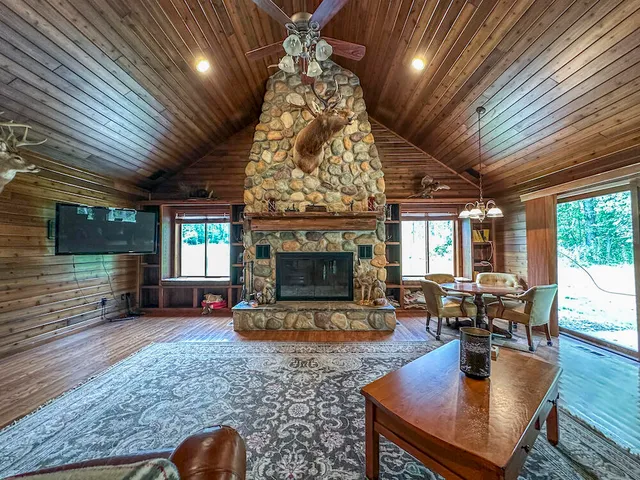 $996,000 | 1609 South Sage Lake Road, Hale, MI 48739