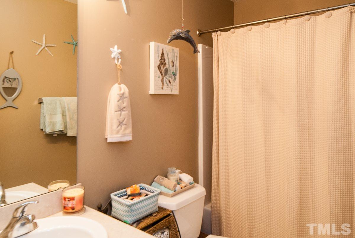 2044 Metacomet Way Raleigh, NC 27604 - Photo 22 of 30