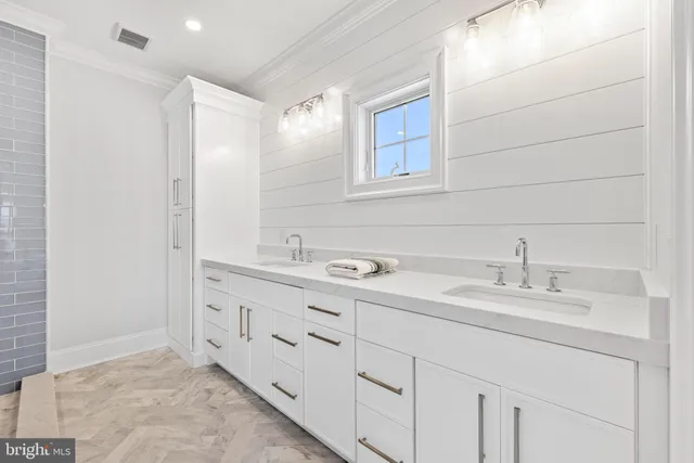 a view of a balcony with city