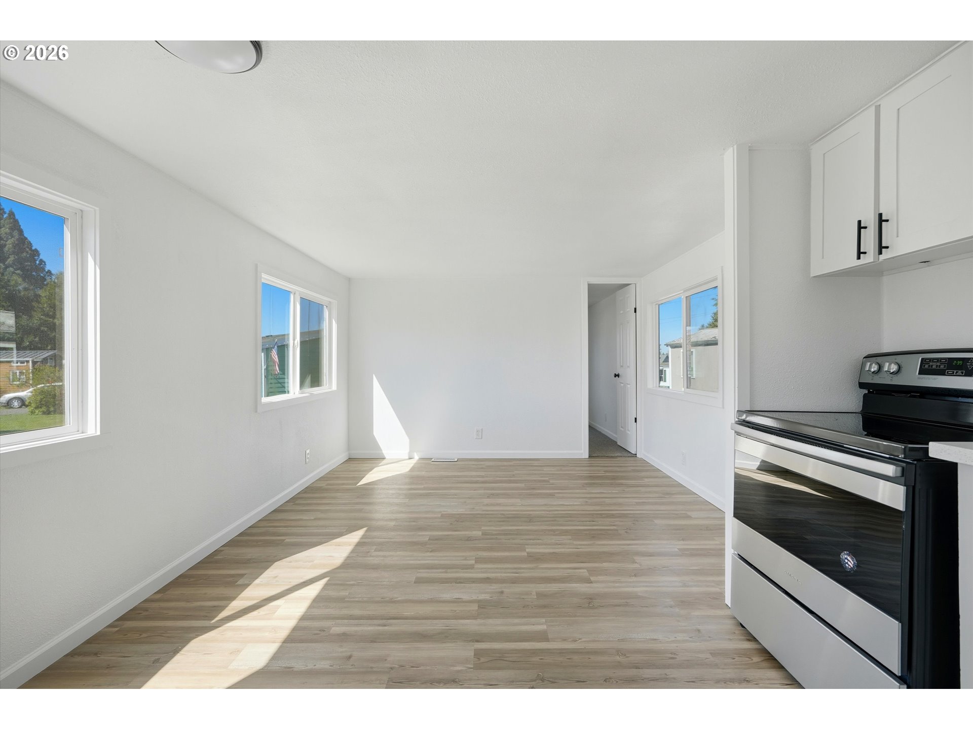 340 Northeast Crest Street, Unit 5 Sublimity, OR 97385 - Photo 11 of 29