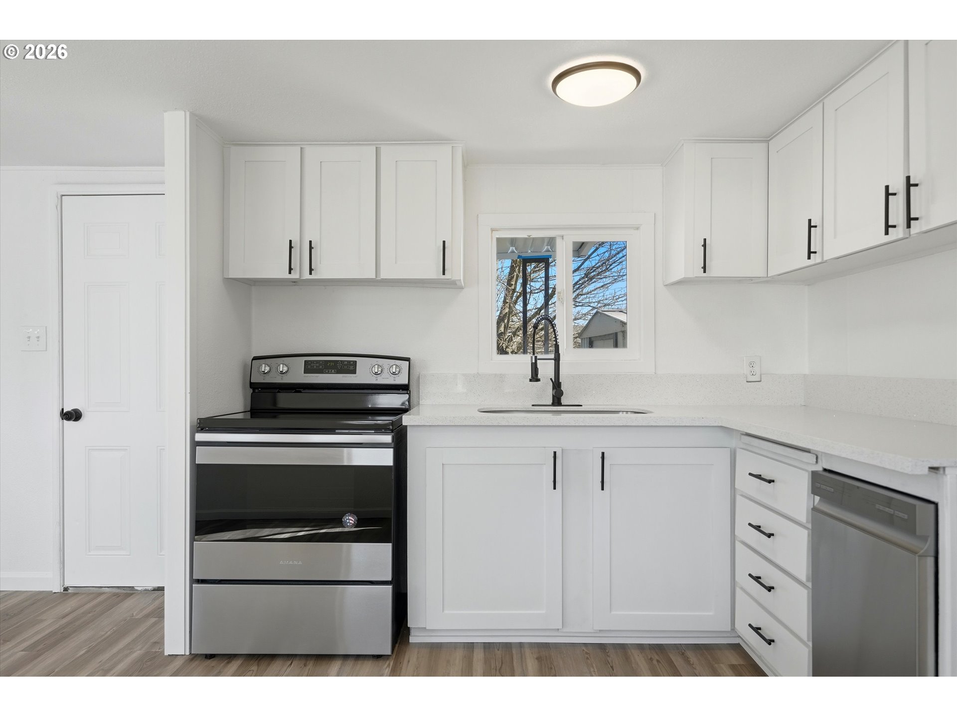 340 Northeast Crest Street, Unit 5 Sublimity, OR 97385 - Photo 8 of 29