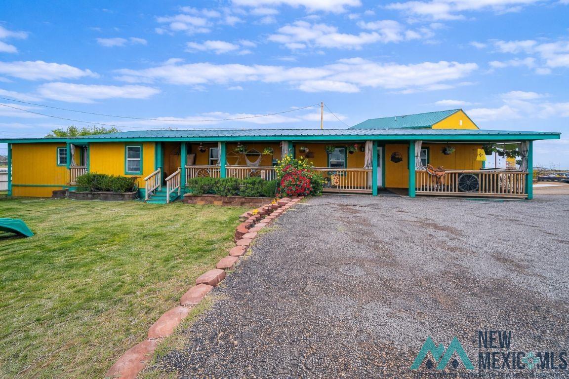 7424 Dulce Road Carlsbad, NM 88220 - Photo 4 of 87 Gallery Image 4