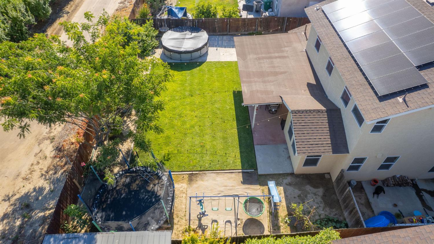 297 West Lilac Avenue Reedley, CA 93654 - Photo 59 of 63