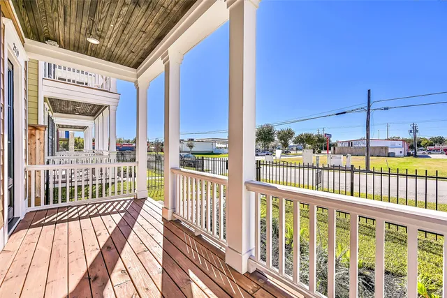 $458,380 | 2519 South Houston Avenue, Pearland, TX 77581