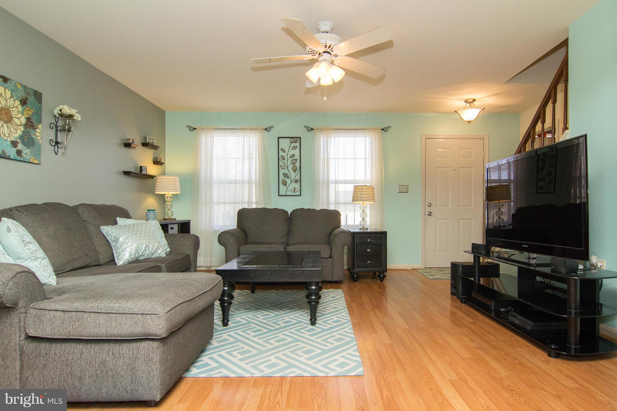 961 Firestone Road Westminster, MD 21158 - Photo 3 of 30 Large living area