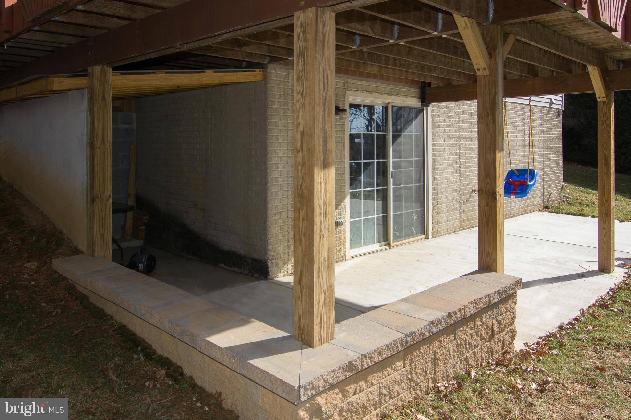 961 Firestone Road Westminster, MD 21158 - Photo 25 of 30 Patio with covered storage