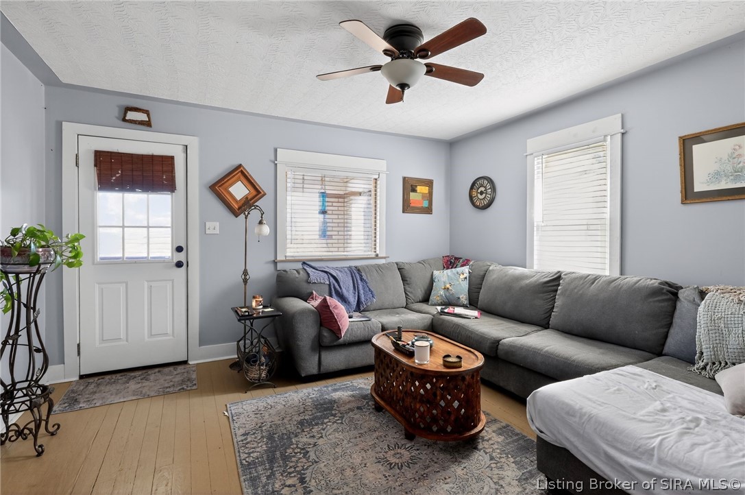 2250 Budd Road New Albany, IN 47150 - Photo 2 of 15