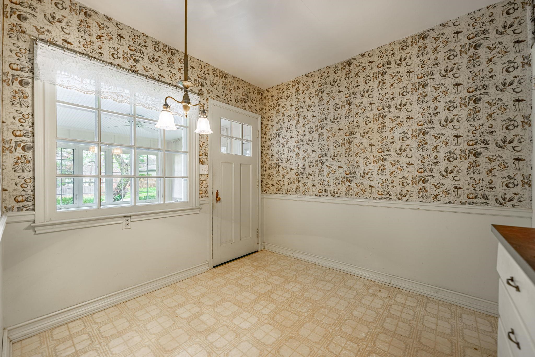 2705 Rural Street Rockford, IL 61107 - Photo 14 of 31 a view of an empty room and window