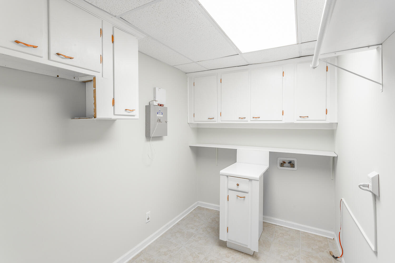 3704 Lantern Ridge Lane Chattanooga, TN 37421 - Photo 14 of 33 3704 lantern Ridge Lane HD -laundry room