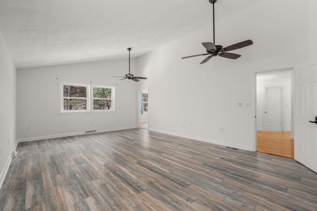 44 Connolly Road Billerica, MA 01821 - Photo 17 of 39