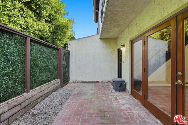 $5,800 | 2406 Aviation Boulevard, Unit C, Redondo Beach, CA 90278