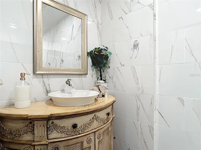 $2,500 | 18 Bunker Place, Rotonda West, FL 33947