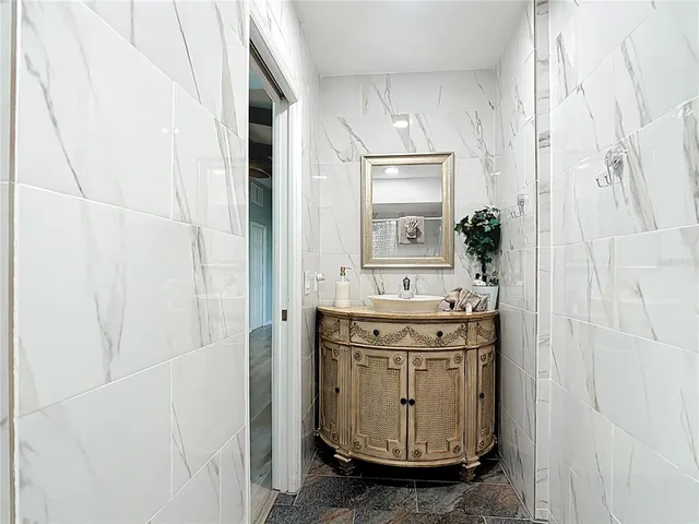 $2,500 | 18 Bunker Place, Rotonda West, FL 33947