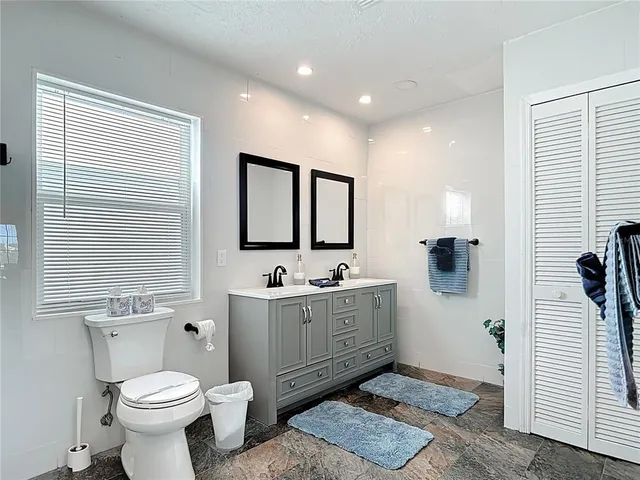 $2,500 | 18 Bunker Place, Rotonda West, FL 33947