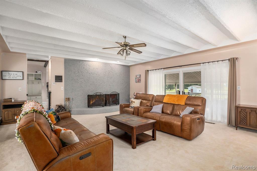 12579 Hill Road Memphis, MI 48041 - Photo 4 of 26
