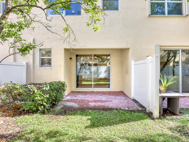 $329,000 | 9508 Southwest Otter Lane, Stuart, FL 34997