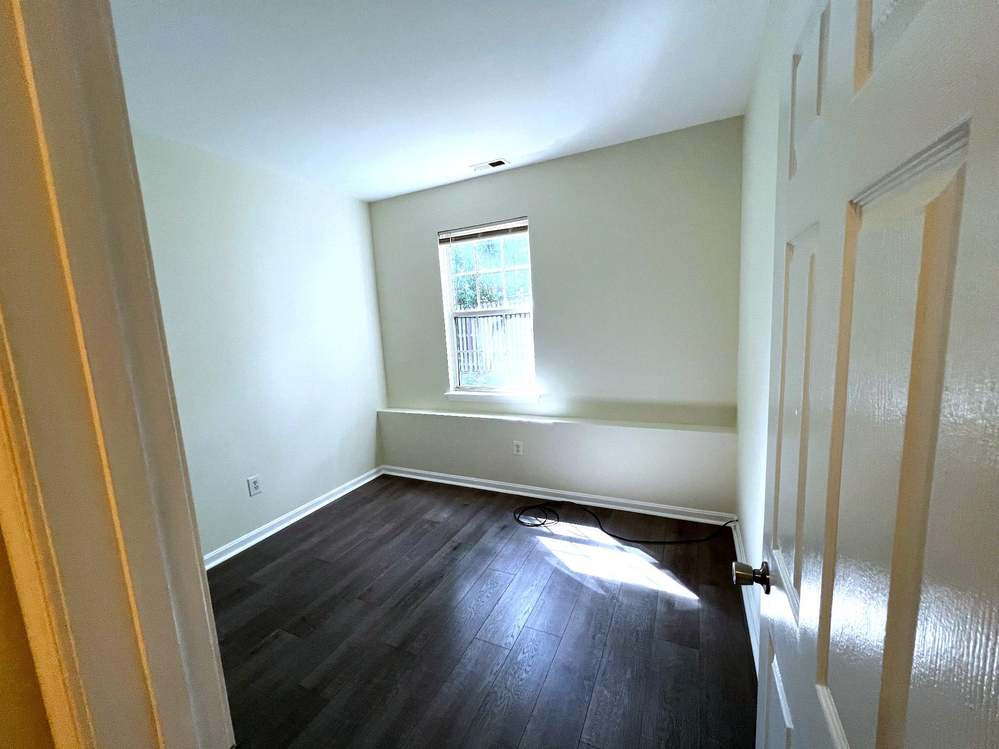 604 Moonglow Road, Unit 102 Odenton, MD 21113 - Photo 16 of 27 Secondary Bedroom