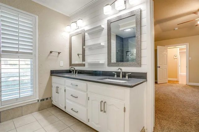 $449,900 | 4801 Willow Run Court, Fort Worth, TX 76132