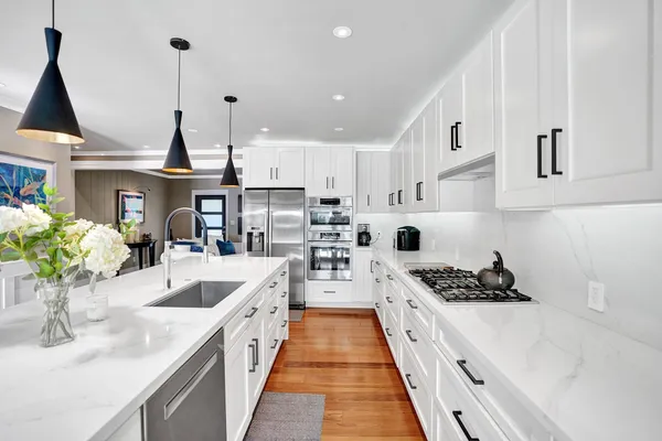 $2,500,000 | 246 North Swinton Avenue, Delray Beach, FL 33444