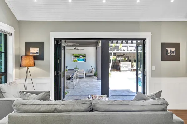 $2,500,000 | 246 North Swinton Avenue, Delray Beach, FL 33444